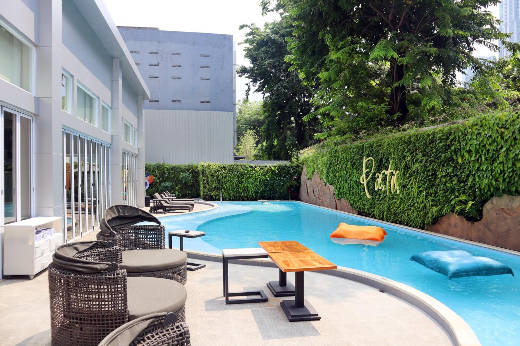 Oakwood Suites Kuningan Jakarta Exteriör bild