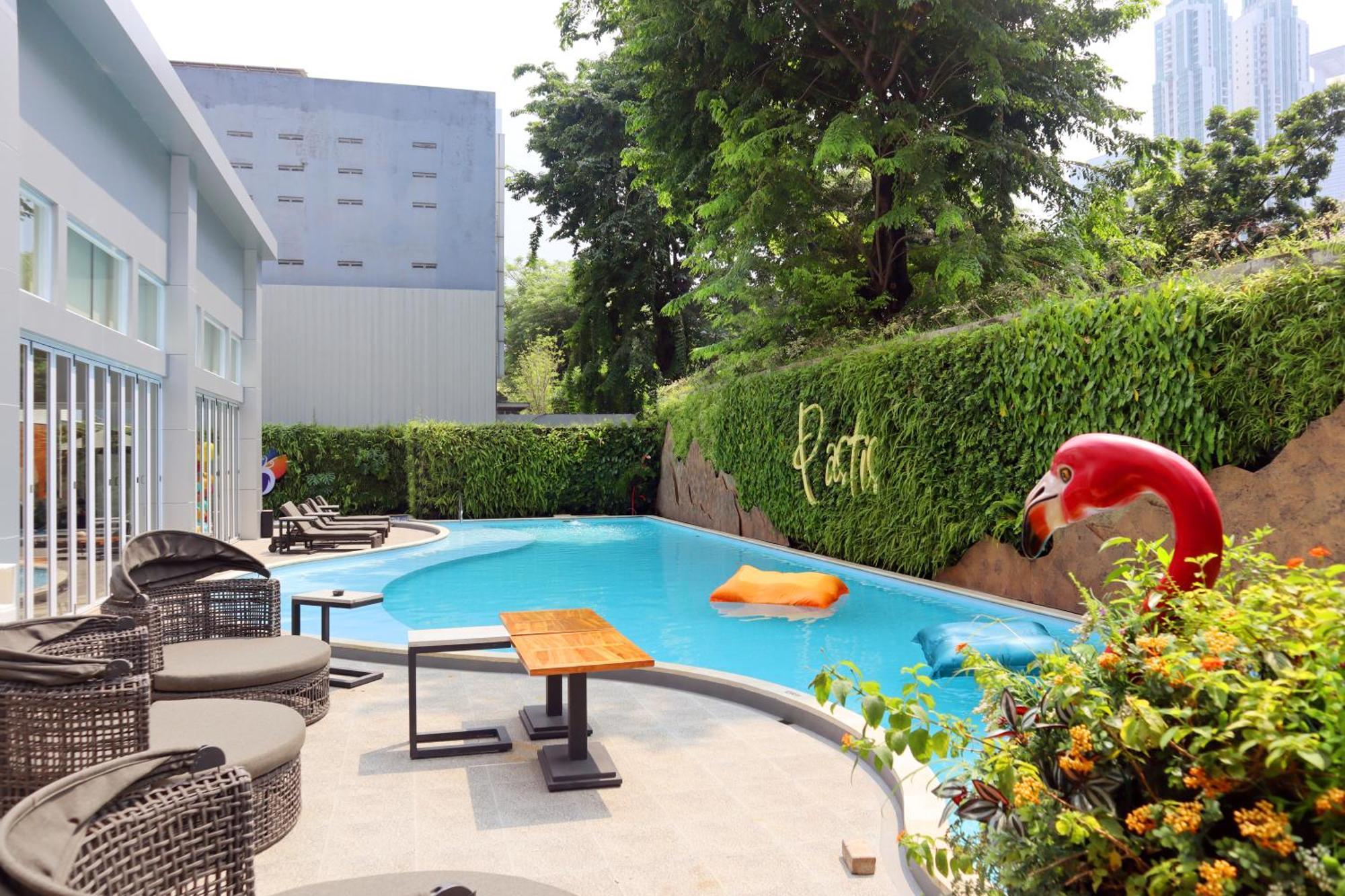 Oakwood Suites Kuningan Jakarta Exteriör bild