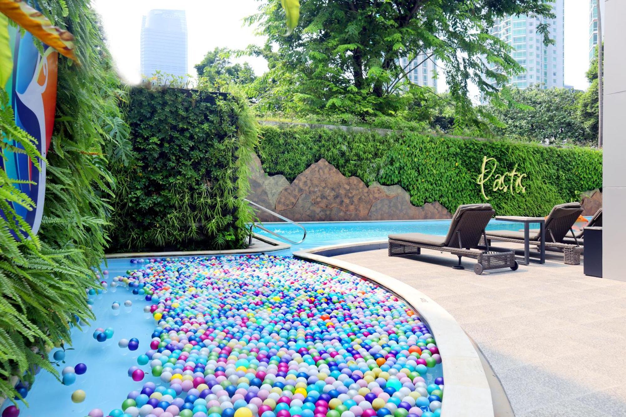 Oakwood Suites Kuningan Jakarta Exteriör bild