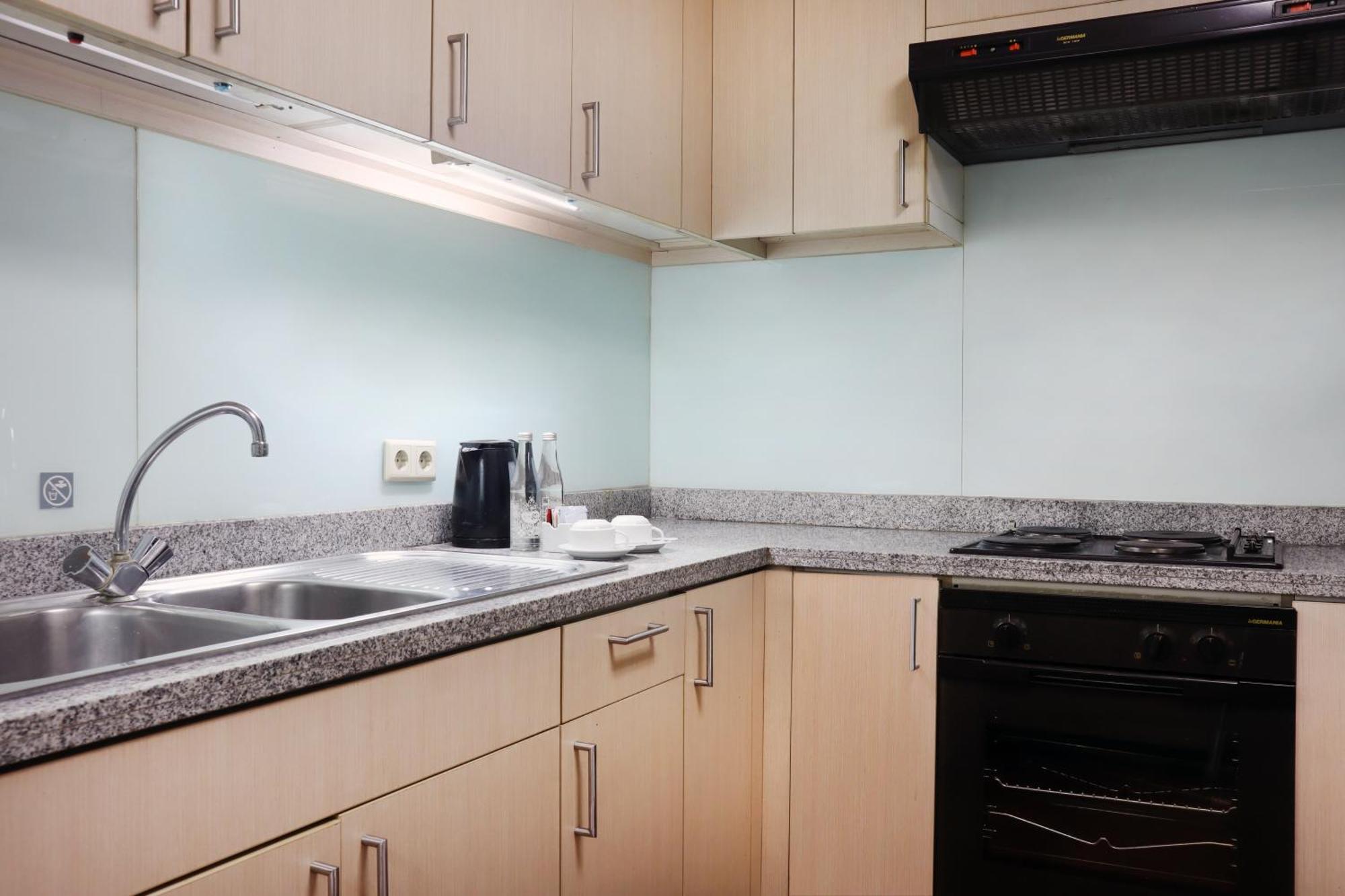 Oakwood Suites Kuningan Jakarta Exteriör bild