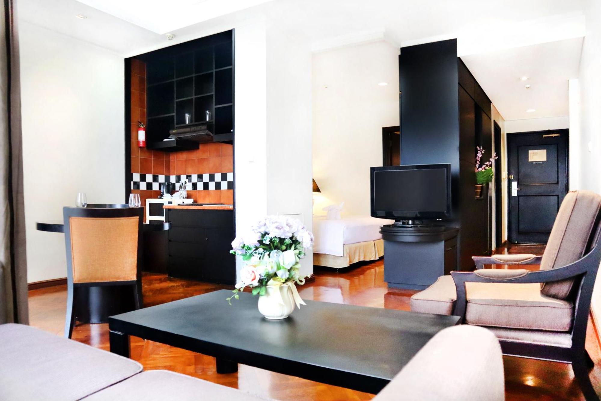 Oakwood Suites Kuningan Jakarta Exteriör bild